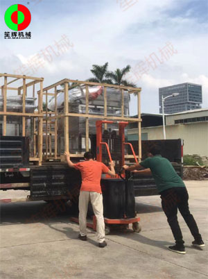 渦流洗菜機(jī)等蔬果清洗加工機(jī)械發(fā)貨交付江西客戶！